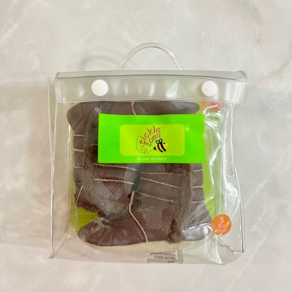 Genuine Leather Baby Infant Boots Tickle Toes Elastic Enclosure Slip-on 0-6 mon - Picture 7 of 10